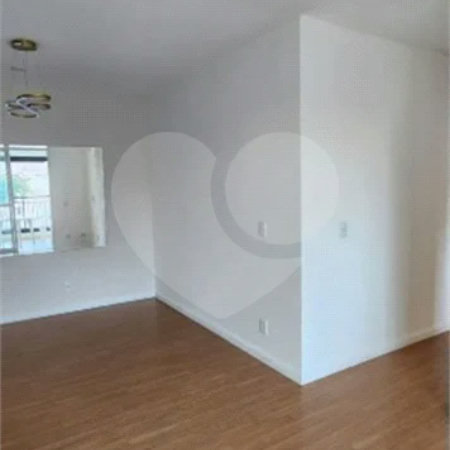 Apartamento Espaçoso com Varanda Gourmet e Lazer Completo!