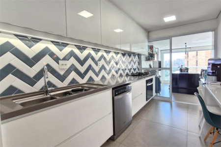 Apartamento à venda com 3 suítes em Brooklin, São Paulo, SP