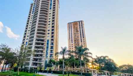 Apartamento à venda com 3 suítes em Alto da Boa Vista, São Paulo, SP