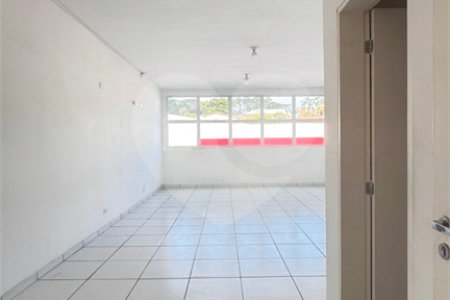 Prédio para alugar no Centro, Poá, SP