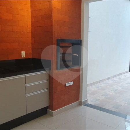 Casa à venda com 3 quartos, sendo 1 suíte,  no condomínio Reserva das Paineiras, Itapetininga - SP