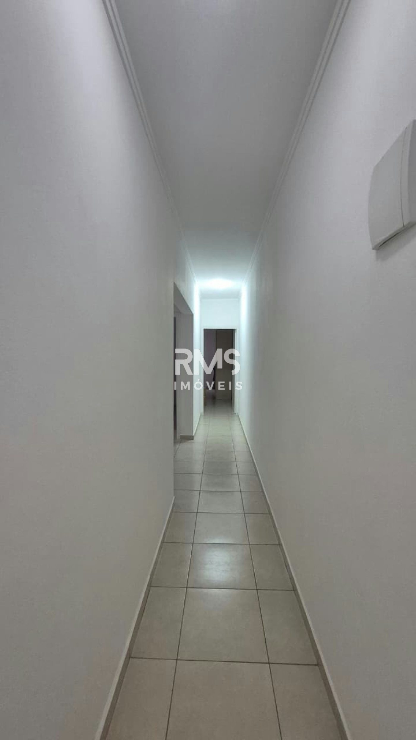 Casa à venda com 3 quartos, sendo 1 suíte,  em São Luiz, Itu, SP