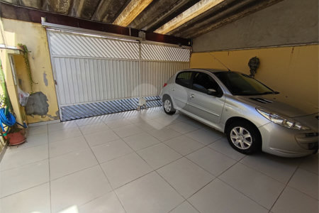 Casa à venda com 3 quartos, sendo 2 suítes,  em Chácara Jafet, Mogi das Cruzes, SP