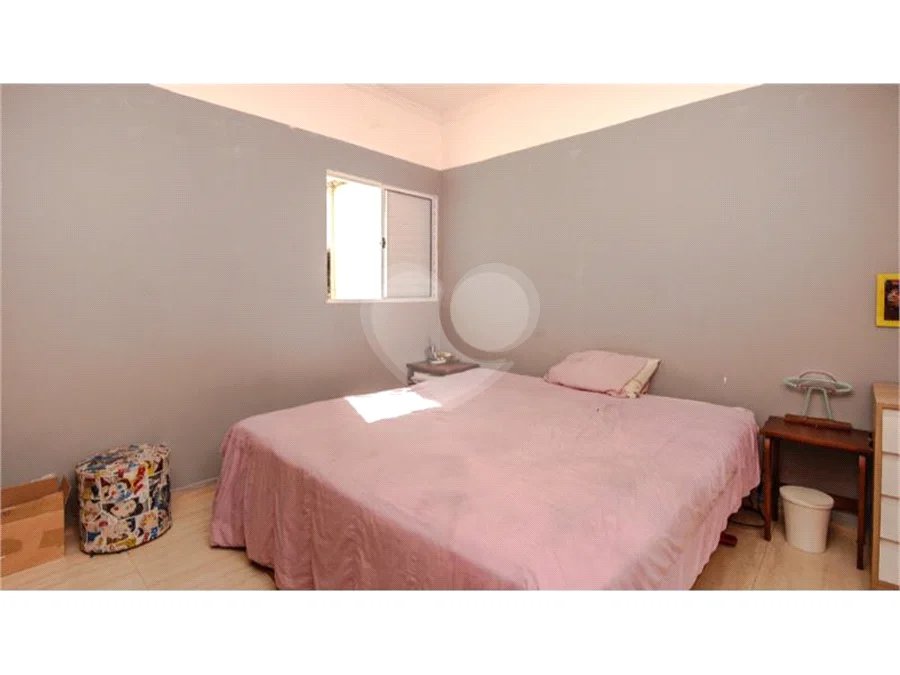 Prédio à venda com 5 quartos em Santa Teresinha, São Paulo, SP