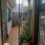 Bela casa com boa localização no bairro Portal do Sol