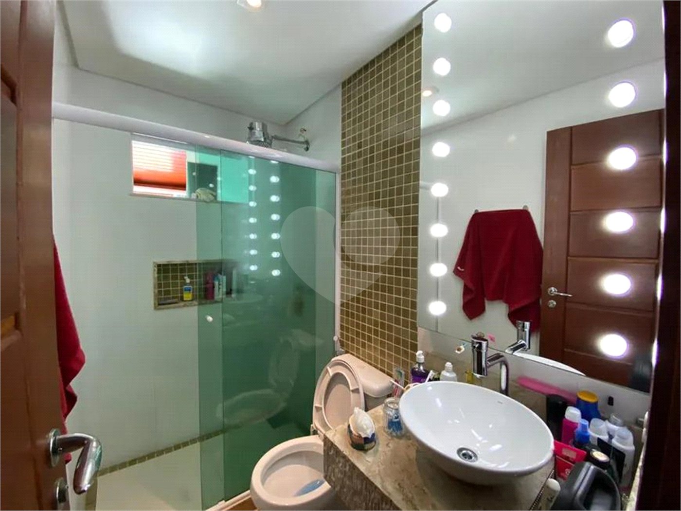 Casa à venda com 4 quartos, sendo 3 suítes,  em Praia Rasa, Armação dos Búzios, RJ