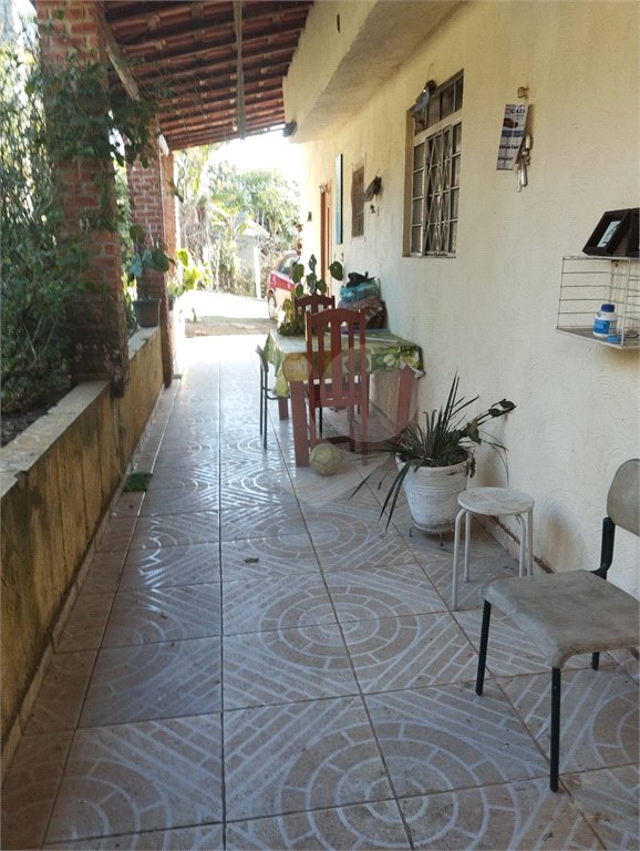 Chácara à venda com 6 quartos, sendo 1 suíte,  no Centro, Biritiba-mirim, SP