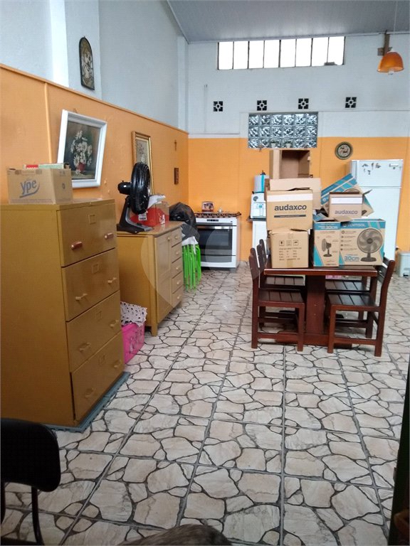 Casa à venda com 2 quartos, sendo 1 suíte, em Vila Piauí, São Paulo, SP