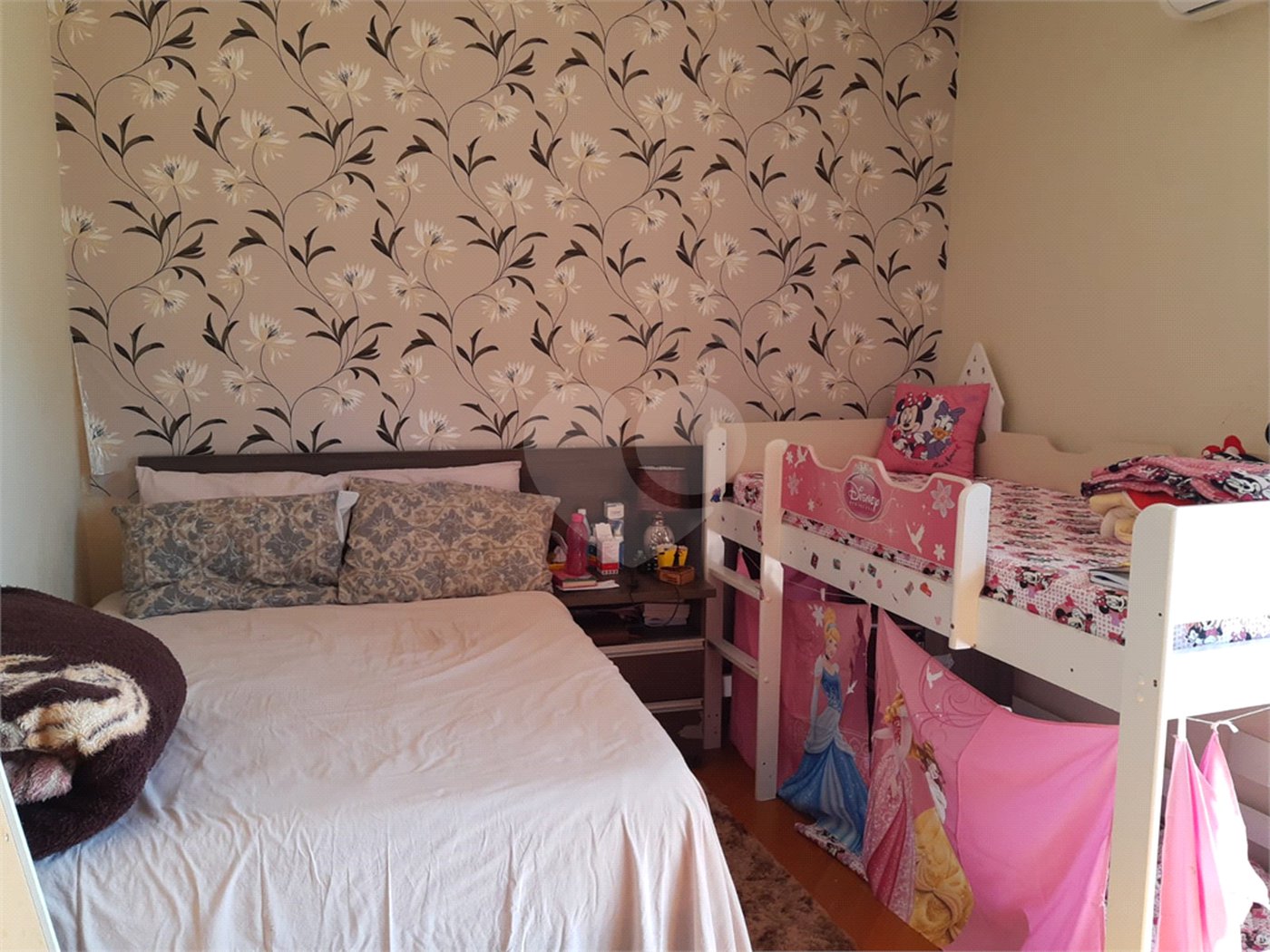 Sobrado à venda com 2 quartos, sendo 1 suíte, em Tremembé, São Paulo, SP