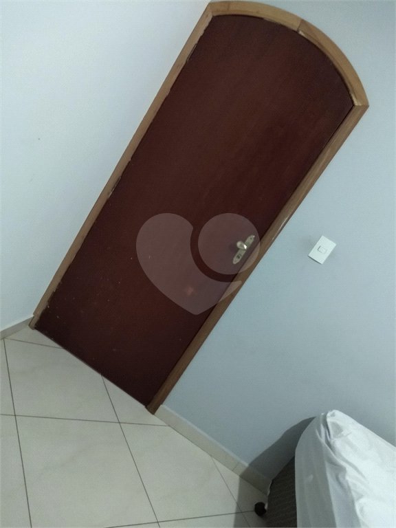 Sobrado à venda com 3 quartos, sendo 1 suíte,  em Residencial Rancho Grande, Itaquaquecetuba, SP
