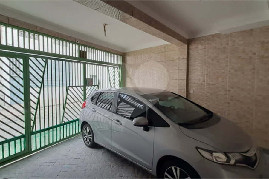 Sobrado à venda com 4 quartos em Santana, São Paulo, SP