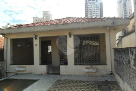 Casa Térrea à venda com 3 quartos em Santa Teresinha, São Paulo, SP