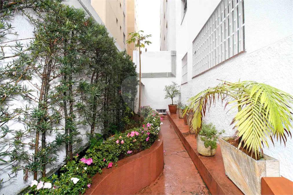 Apartamento à venda com 2 quartos, sendo 1 suíte, em Pinheiros, São Paulo, SP