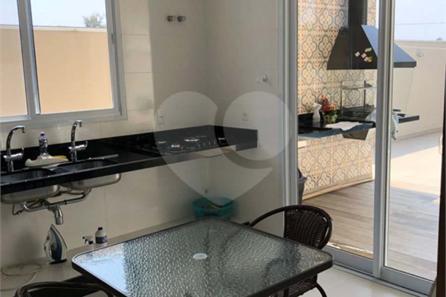 Casa à venda com 3 suítes no condomínio Residencial Lago da Serra, Araçoiaba da Serra - SP