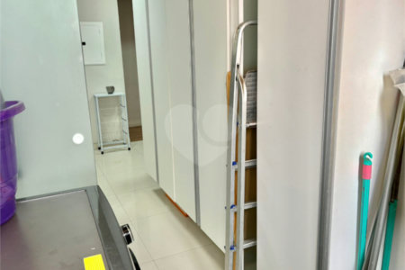 Cobertura à venda com 3 quartos, sendo 1 suíte, em Vila Mariana, São Paulo, SP