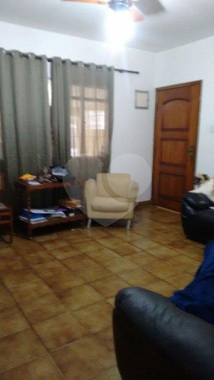Casa à venda com 2 quartos, sendo 1 suíte, em Solemar, Praia Grande, SP