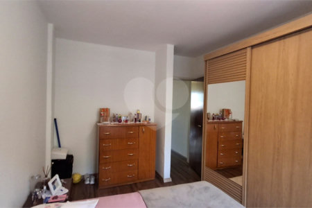 Sobrado à venda com 2 quartos em Campo Belo, São Paulo, SP