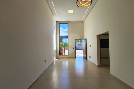 Casa à venda com 3 quartos, sendo 1 suíte, no condomínio Horto Florestal Villagio, Sorocaba - SP