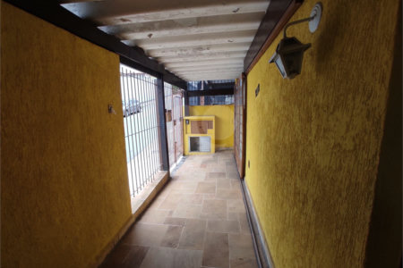 Casa à venda com 4 quartos, sendo 1 suíte, em Vila Galvão, Guarulhos, SP