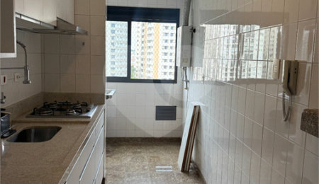Apartamento à venda ou para alugar com 3 quartos, sendo 1 suíte,  em Santa Teresinha, São Paulo, SP