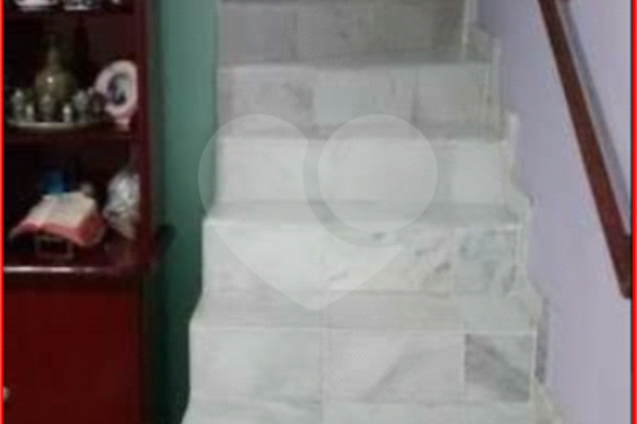 Sobrado à venda com 5 quartos, sendo 1 suíte, em Parque Edu Chaves, São Paulo, SP
