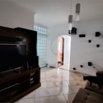 Sobrado à venda com 4 quartos, sendo 1 suíte, em Tremembé, São Paulo, SP