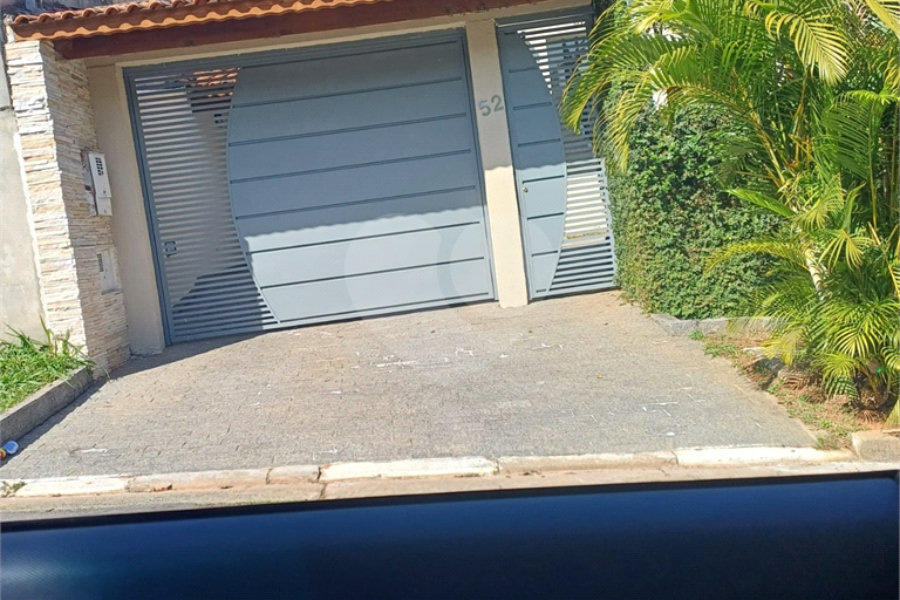 Sobrado à venda com 3 quartos, sendo 1 suíte, em Jardim Peri, São Paulo, SP