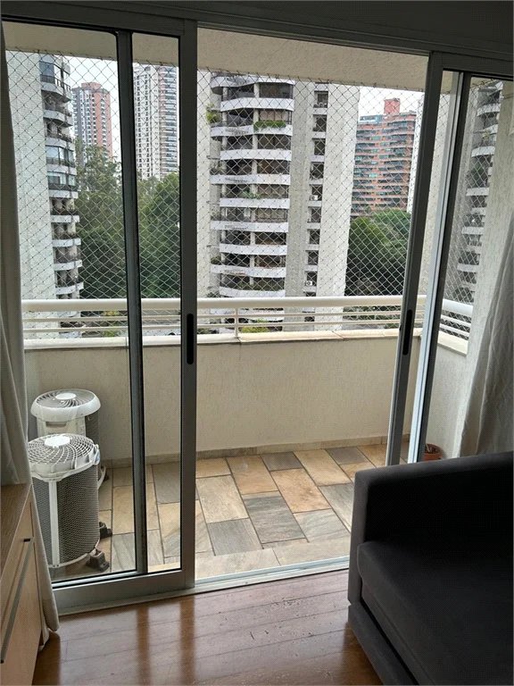 Apartamento à venda com 2 quartos, sendo 1 suíte, em Paraíso do Morumbi, São Paulo, SP
