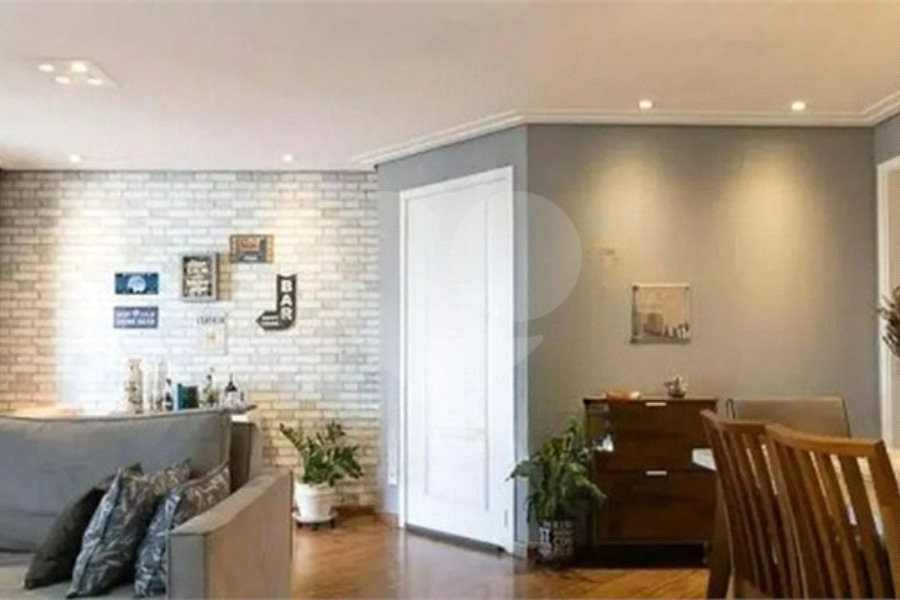 Apartamento à venda com 3 quartos, sendo 1 suíte, em Saúde, São Paulo, SP
