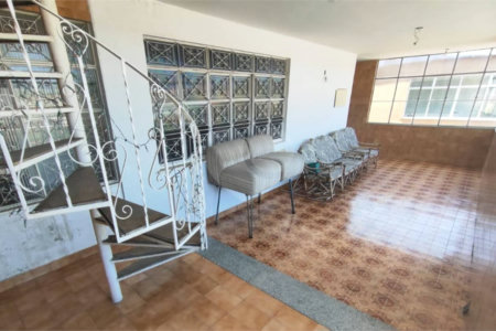 Casa à venda com 3 quartos, sendo 1 suíte, em Santa Cruz, Rio de Janeiro, RJ
