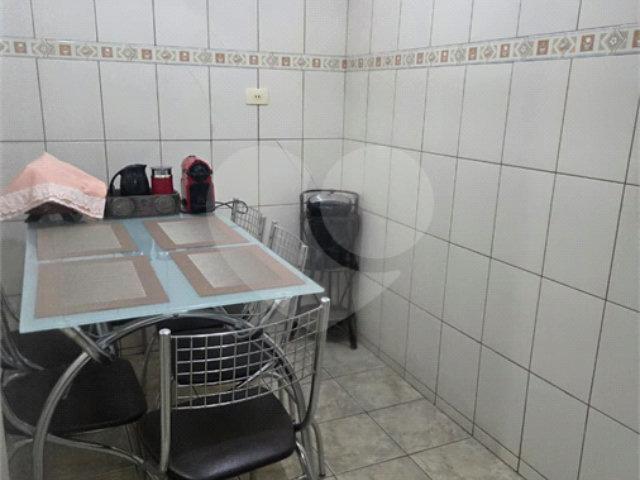 Sobrado à venda com 3 quartos em Parque Novo Mundo, São Paulo, SP