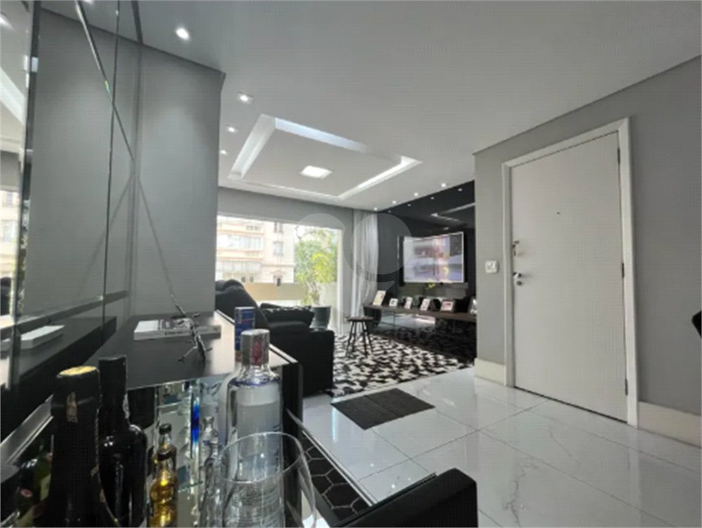 Apartamento à venda com 2 quartos, sendo 1 suíte, em Cerqueira César, São Paulo, SP