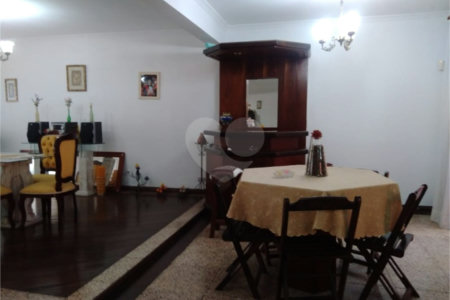 Sobrado à venda com 5 quartos, sendo 2 suítes, em Vila Rosália, Guarulhos, SP