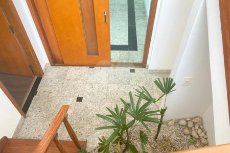 Casa à venda com 5 quartos, sendo 2 suítes, em Indianópolis, São Paulo, SP