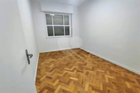 Apartamento à venda com 3 quartos, sendo 1 suíte,  em Copacabana, Rio de Janeiro, RJ