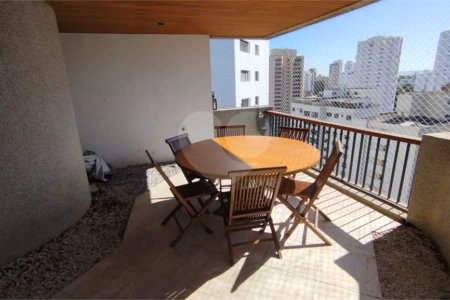 Duplex para alugar com 3 suítes em Real Parque, São Paulo, SP