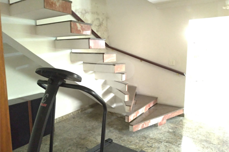 Sobrado à venda com 3 quartos em Jardim São Bento, São Paulo, SP