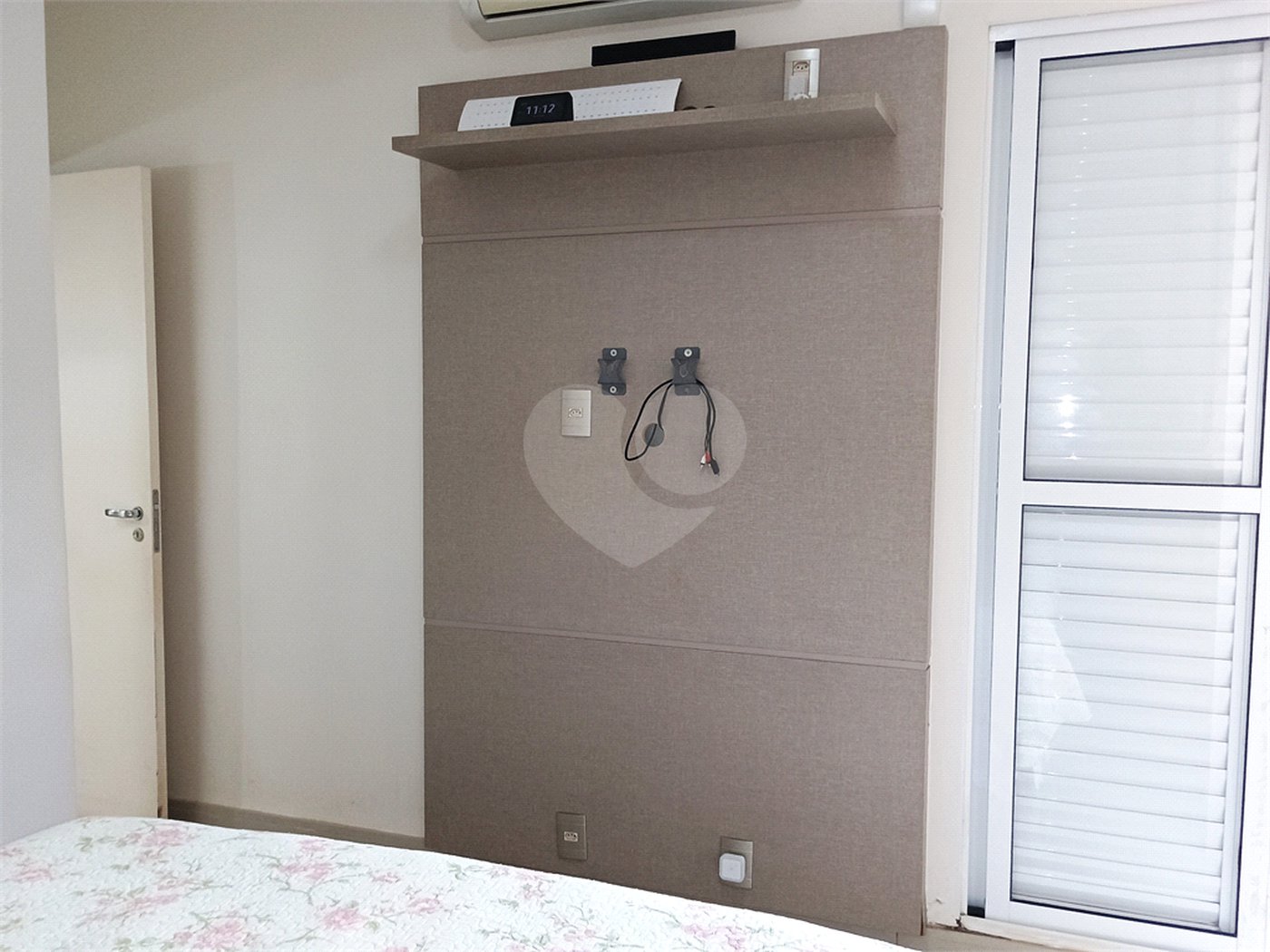 Casa à venda com 3 quartos, sendo 1 suíte, no condomínio Portal dos Pinheiros, Ribeirão Preto - SP