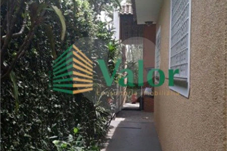 Casa Residencial Vila Prado á venda.
