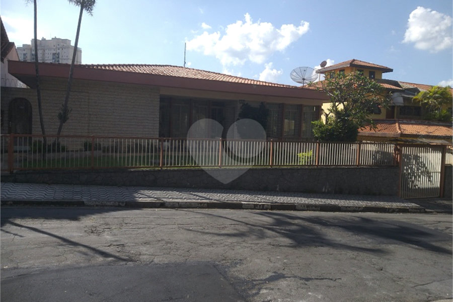 Casa à venda com 4 quartos, sendo 1 suíte, em Vila Galvão, Guarulhos, SP