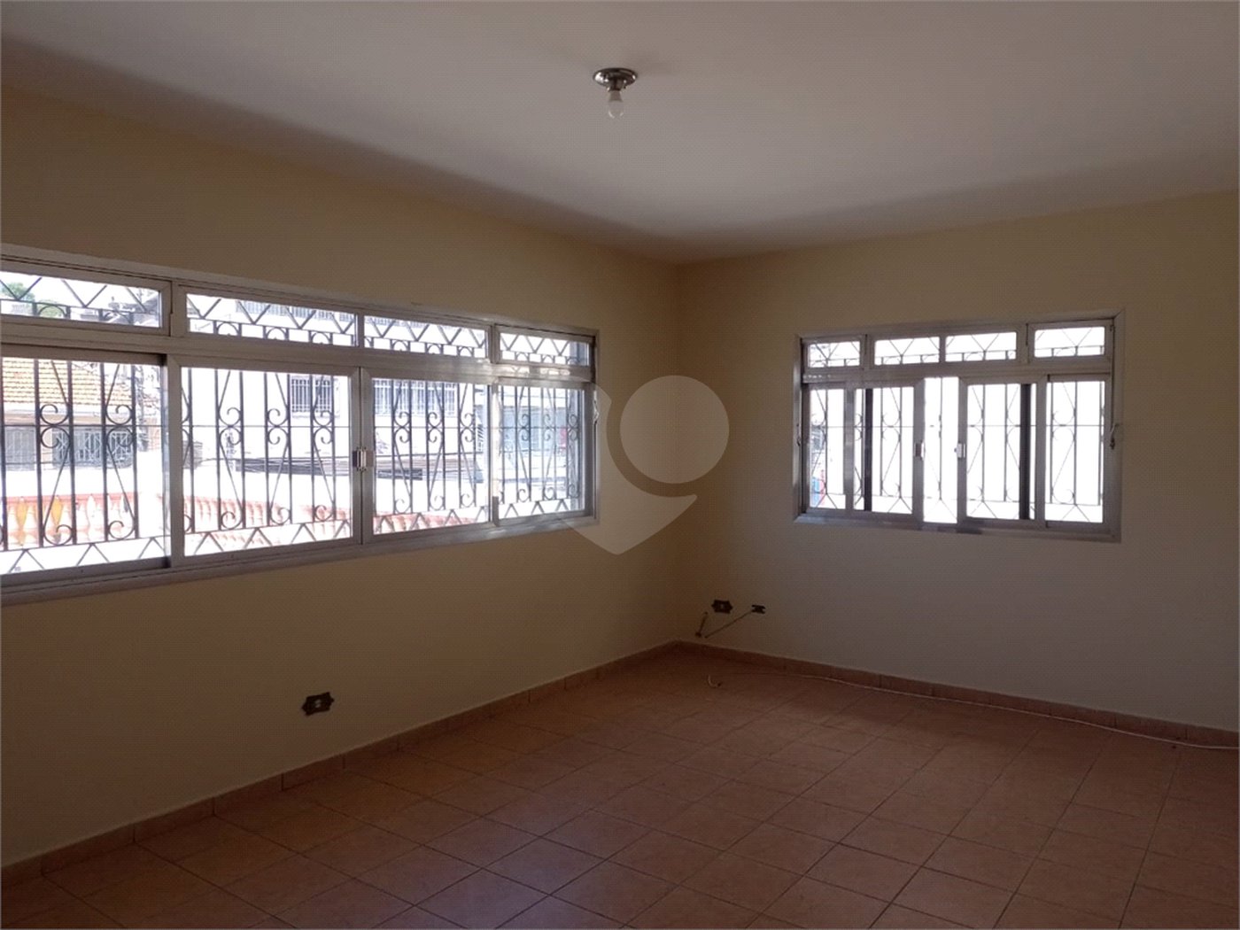 Sobrado à venda com 2 quartos, sendo 1 suíte, em Vila Nova Cachoeirinha, São Paulo, SP
