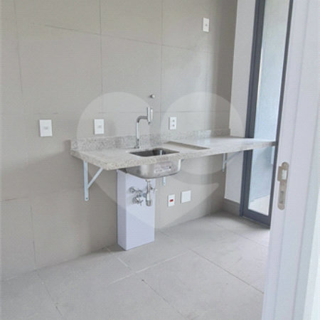 Apartamento à venda com 2 quartos, sendo 1 suíte,  em Pinheiros, São Paulo, SP
