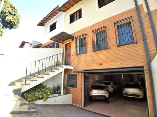 Sobrado à venda com 3 quartos, sendo 1 suíte,  em Tremembé, São Paulo, SP