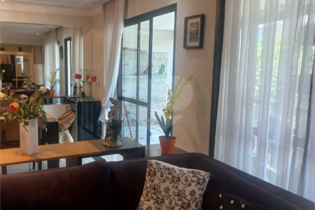 Apartamento à venda com 3 suítes em Vila Pompéia, São Paulo, SP