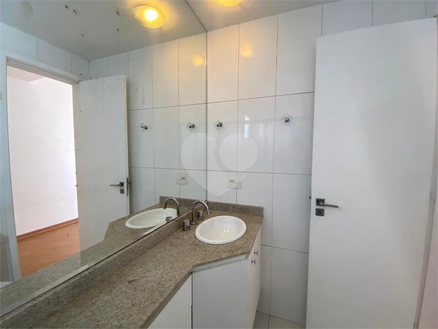 APARTAMENTO A VENDA NA VILA LEOPOLDINA COM 03 DORM 1 SUITE E 2 VAGAS DE GARAGEM