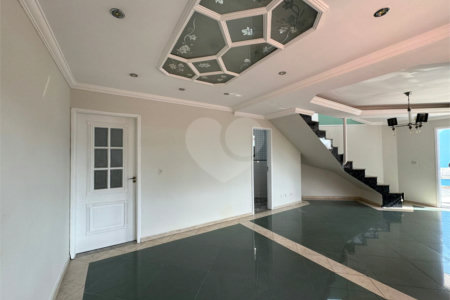 Casa à venda com 3 quartos, sendo 1 suíte,  em Vila Rosália, Guarulhos, SP
