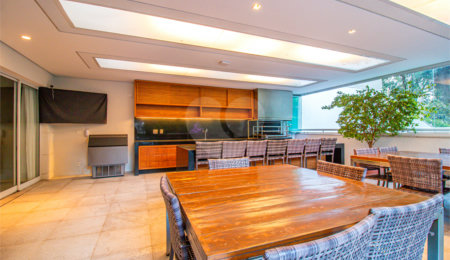 Apartamento à venda com 4 suítes em Campo Belo, São Paulo, SP