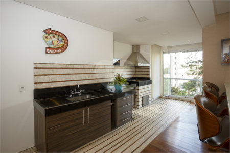 Apartamento à venda com 3 suítes em Campo Belo, São Paulo, SP