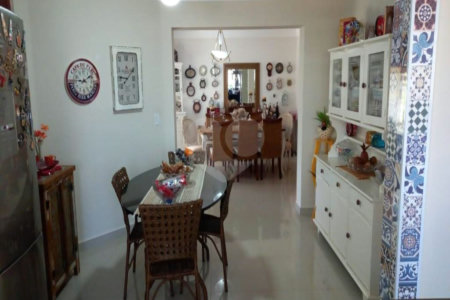 Casa à venda com 3 quartos, sendo 1 suíte,  em Bosque, Vinhedo, SP