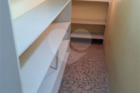 Sobrado à venda com 3 quartos, sendo 1 suíte,  em Parque da Lapa, São Paulo, SP